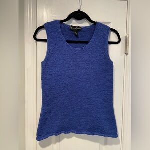 Mercer & Madison Size M Blue Stretch Knit Sleeveless Crew Neck Sweater Tank Top